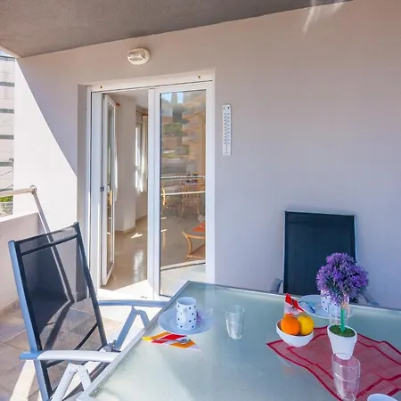 Villas Guzman Veles I Vents カルプ