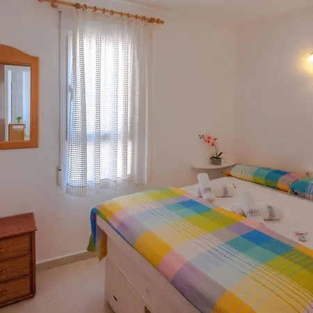 Villas Guzman Veles I Vents アパート