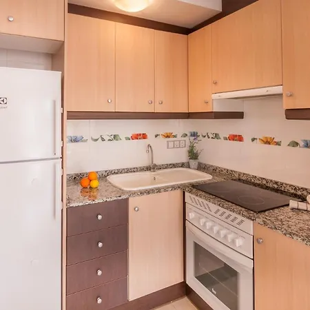 Villas Guzman Veles I Vents アパート カルプ
